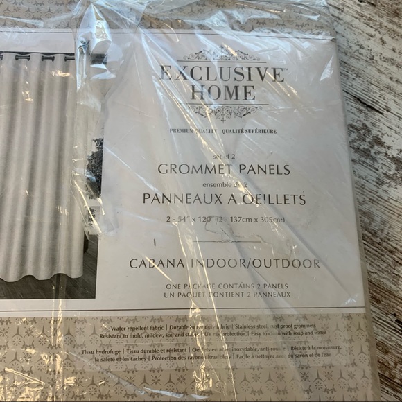 Denton Indoor Outdoor Curtain Panels Pair of 2 Kiwi Green 54 in x 120 in NEW NIP - Picture 9 of 12